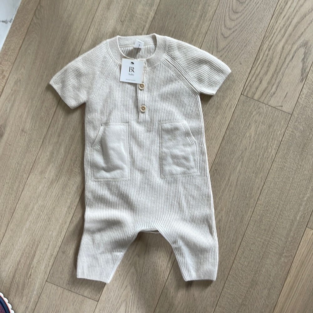 Cashmere , Banana Republic, onesie. Size 12/18